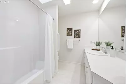 1219 SE Marla Pl, Hillsboro, OR 97123 - Photo 33