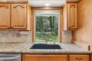 17605 SW Pheasant Ln, Beaverton, OR 97003 - Photo 15