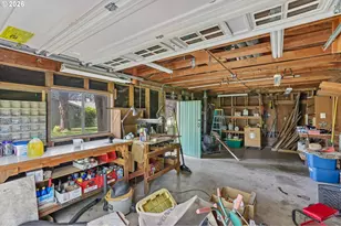 17605 SW Pheasant Ln, Beaverton, OR 97003 - Photo 37