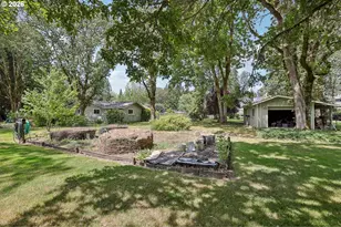 17605 SW Pheasant Ln, Beaverton, OR 97003 - Photo 39