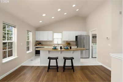 13465 SW Summerwood Dr, Tigard, OR 97223 - Photo 5