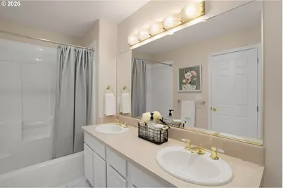 13465 SW Summerwood Dr, Tigard, OR 97223 - Photo 9