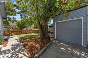 2245 SE 47th Ave, Portland, OR 97215 - Photo 45