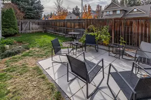 1482 NE Rumgay Ln, Bend, OR 97701 - Photo 25