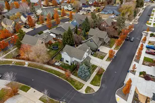 1482 NE Rumgay Ln, Bend, OR 97701 - Photo 35