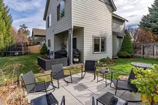 1482 NE Rumgay Ln, Bend, OR 97701 - Photo 23