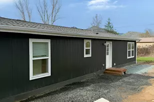 169 Carte Ln, Myrtle Creek, OR 97457 - Photo 3