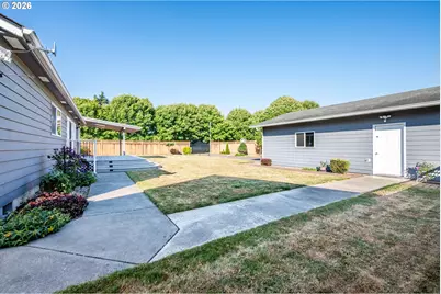 2360 38th Ave, Longview, WA 98632 - Photo 25