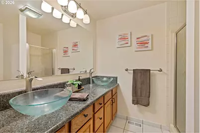2360 38th Ave, Longview, WA 98632 - Photo 17