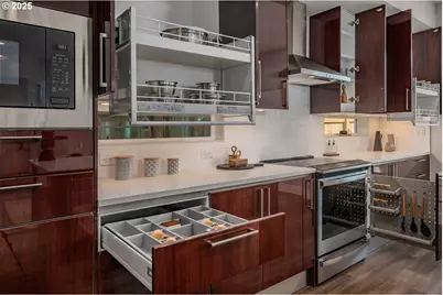 15574 SW Peace Ave, Tigard, OR 97224 - Photo 13