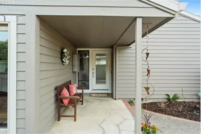 32540 SW Lake Point Ct, Wilsonville, OR 97070 - Photo 5