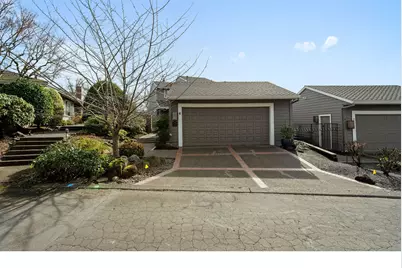 32540 SW Lake Point Ct, Wilsonville, OR 97070 - Photo 5
