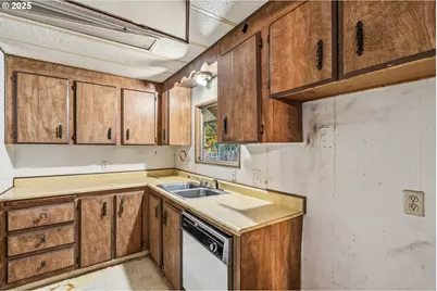 19493 Redwood Hwy, Selma, OR 97538 - Photo 17