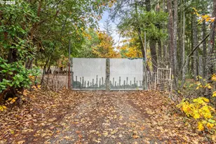 19493 Redwood Hwy, Selma, OR 97538 - Photo 27