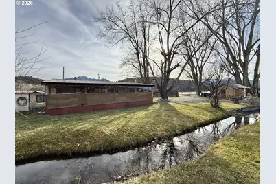 51257 Hwy 26, Mount Vernon, OR 97865 - Photo 1