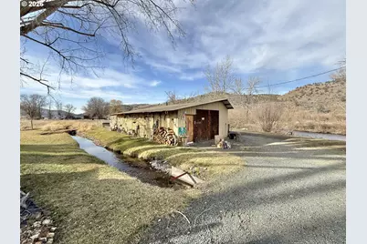 51257 Hwy 26, Mount Vernon, OR 97865 - Photo 5