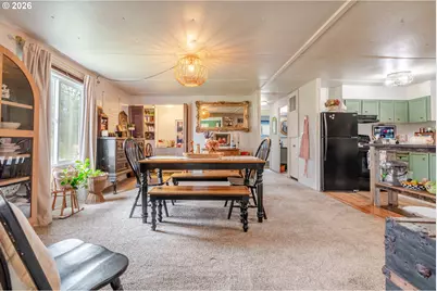 36263 Airport Dr, Lebanon, OR 97355 - Photo 13