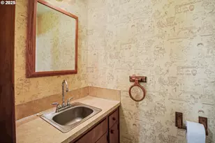 810 22nd Ave NW, Salem, OR 97304 - Photo 41