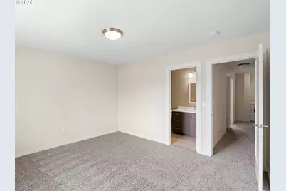 10831 E Burnside St, Portland, OR 97216 - Photo 21
