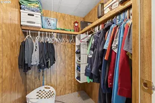 1146 Laura St, Myrtle Creek, OR 97457 - Photo 37