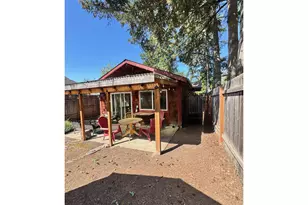 1120 E 24th Ave, Eugene, OR 97403 - Photo 23