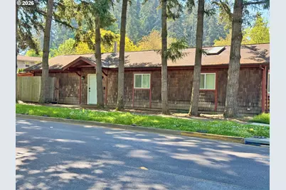 1120 E 24th Ave, Eugene, OR 97403 - Photo 3