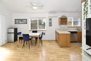 1120 E 24th Ave, Eugene, OR 97403 - Photo 5