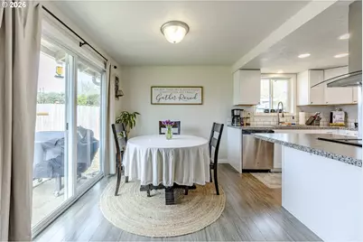 1530 Dola St, Eugene, OR 97402 - Photo 9