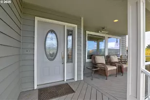 2606 E 10th St, The Dalles, OR 97058 - Photo 43