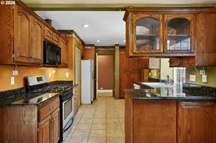 1210 SE 57th Ave, Portland, OR 97215 - Photo 15