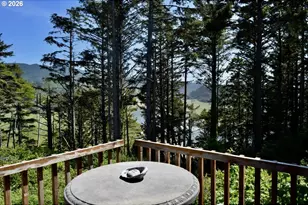94404 Linda Ln, Gold Beach, OR 97444 - Photo 19