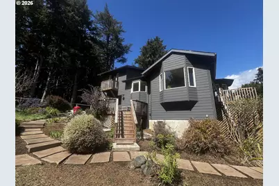 94404 Linda Ln, Gold Beach, OR 97444 - Photo 21