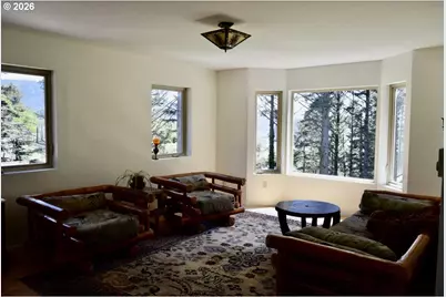 94404 Linda Ln, Gold Beach, OR 97444 - Photo 3