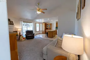 3247 SE 20th Ave, Albany, OR 97322 - Photo 29