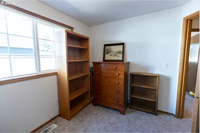 3247 SE 20th Ave, Albany, OR 97322 - Photo 19