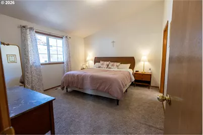 3247 SE 20th Ave, Albany, OR 97322 - Photo 23