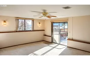 1818 NE Todd St, Roseburg, OR 97470 - Photo 19