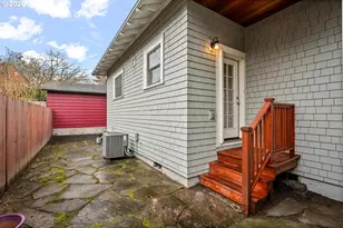 2216 NE 21st Ave, Portland, OR 97212 - Photo 39