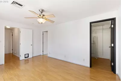 2735 W Sherwood Ave, Roseburg, OR 97471 - Photo 23