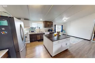 94120 Strahan St, Gold Beach, OR 97444 - Photo 9