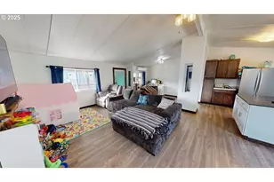 94120 Strahan St, Gold Beach, OR 97444 - Photo 5