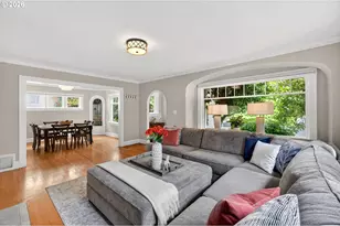 2633 NE Cesar E Chavez Blvd, Portland, OR 97212 - Photo 7