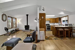 1960 40th St, Florence, OR 97439 - Photo 21