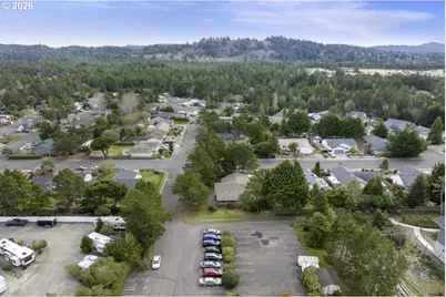 1960 40th St, Florence, OR 97439 - Photo 47