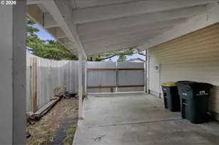 1960 40th St, Florence, OR 97439 - Photo 43