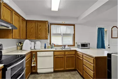 1960 40th St, Florence, OR 97439 - Photo 25