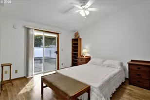 1960 40th St, Florence, OR 97439 - Photo 27