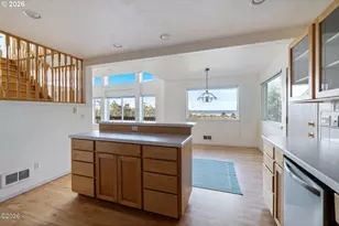 620 S Falcon St, Rockaway Beach, OR 97136 - Photo 15