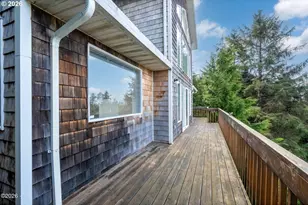 620 S Falcon St, Rockaway Beach, OR 97136 - Photo 7