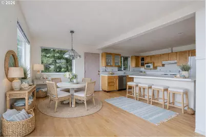 620 S Falcon St, Rockaway Beach, OR 97136 - Photo 9